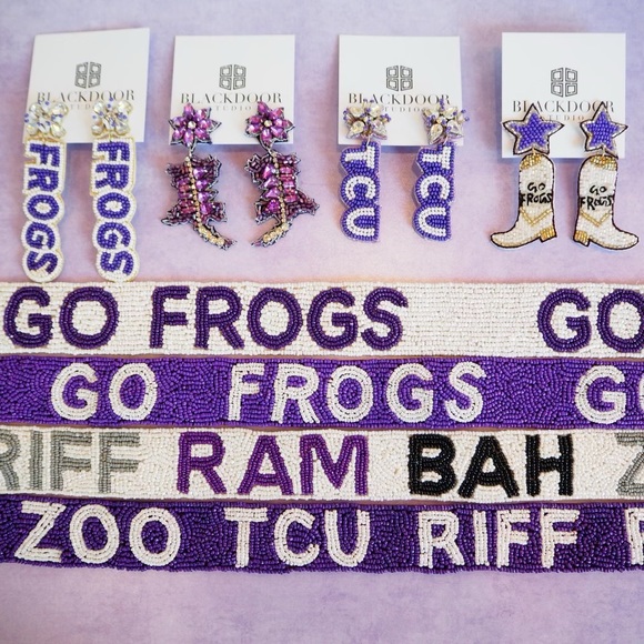 Beaded TCU Texas Christian University Frogs cowboy boots Earrings Texas Game Day - Picture 3 of 4